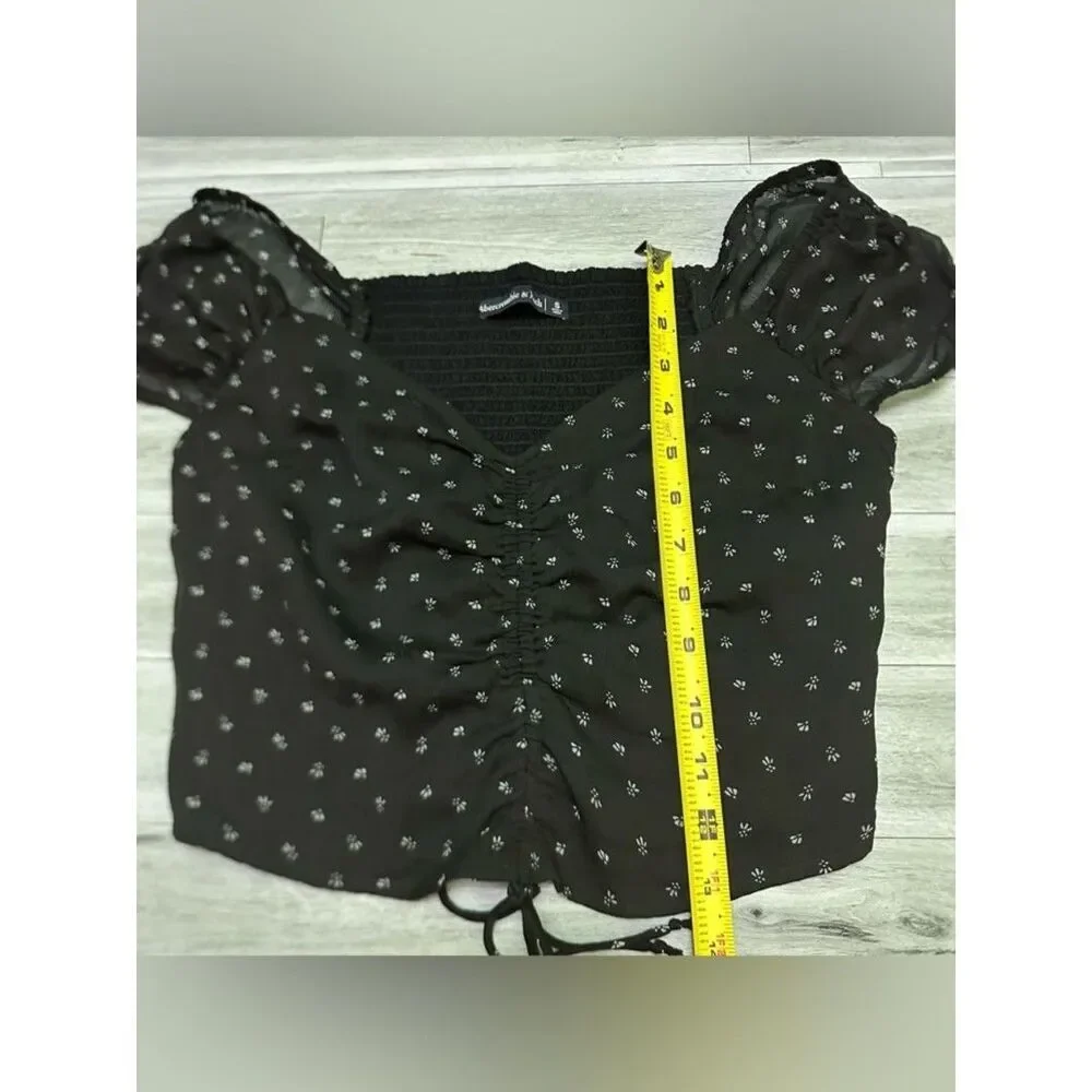 Abercrombie & Fitch Olive Green Ruched Tie-Sleeve Crop Top S